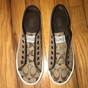 AUTHENTIC - COACH Classic Canvas Sneakers w/ box